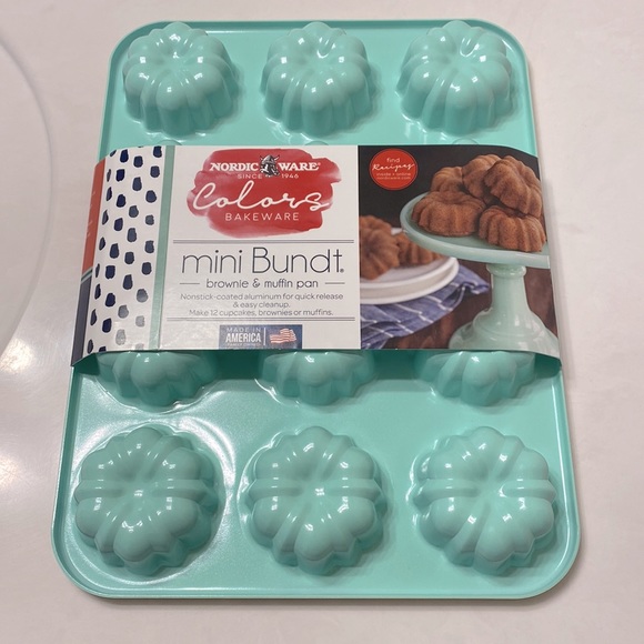 Nordic Ware Kitchen Nordic Ware Mini Bundt Pan Poshmark